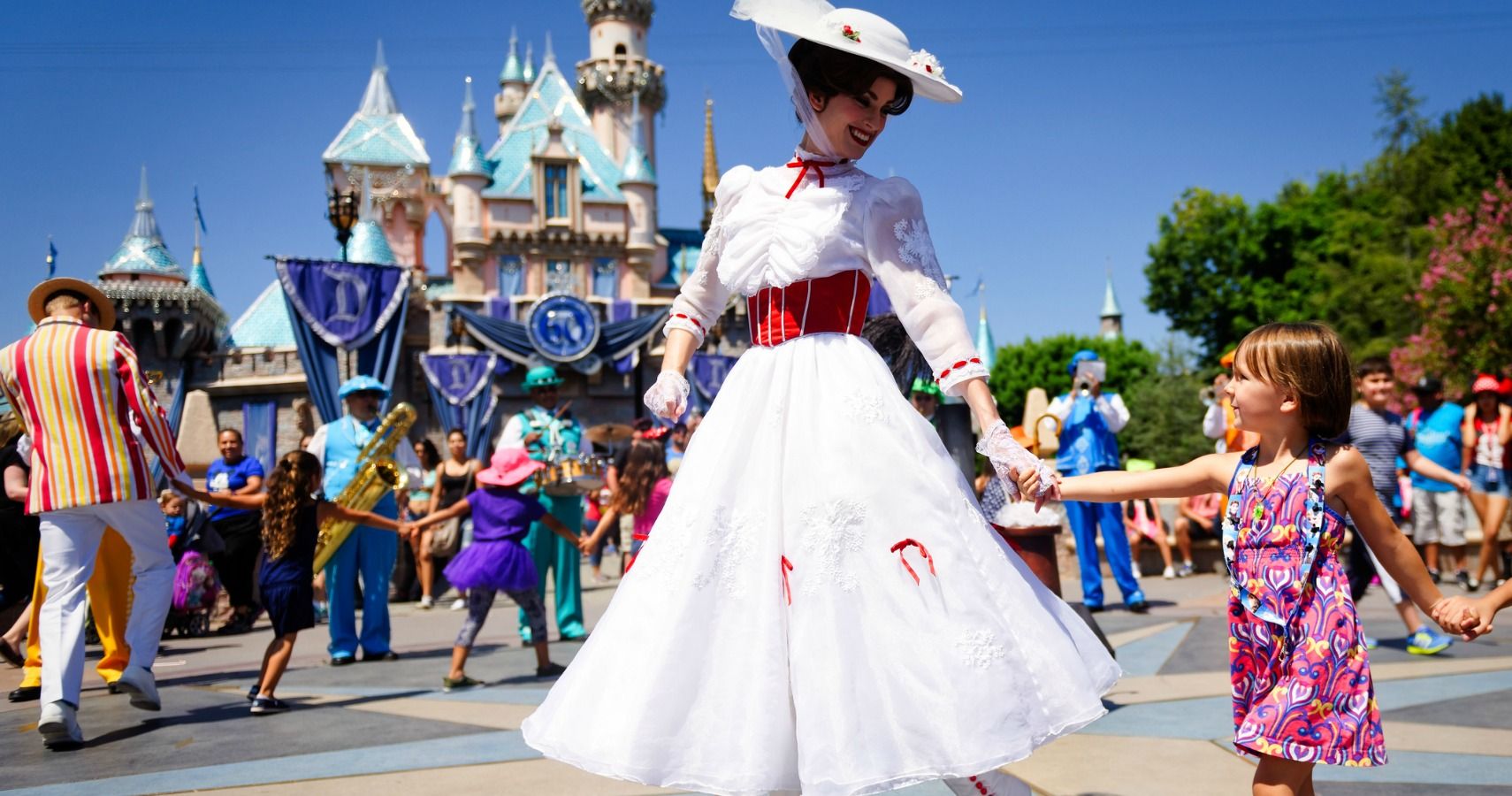 Disneyland Will Sell Alcohol For The First Time In Its 63-Year History