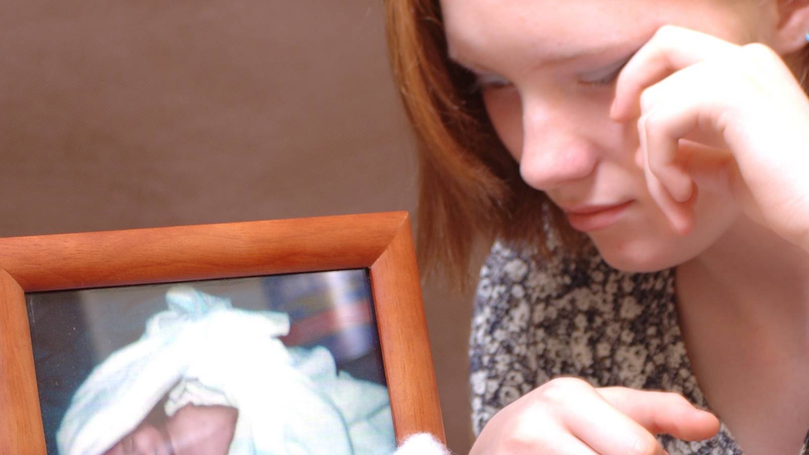 Woman Denied Parental Leave From Boss After Stillbirth