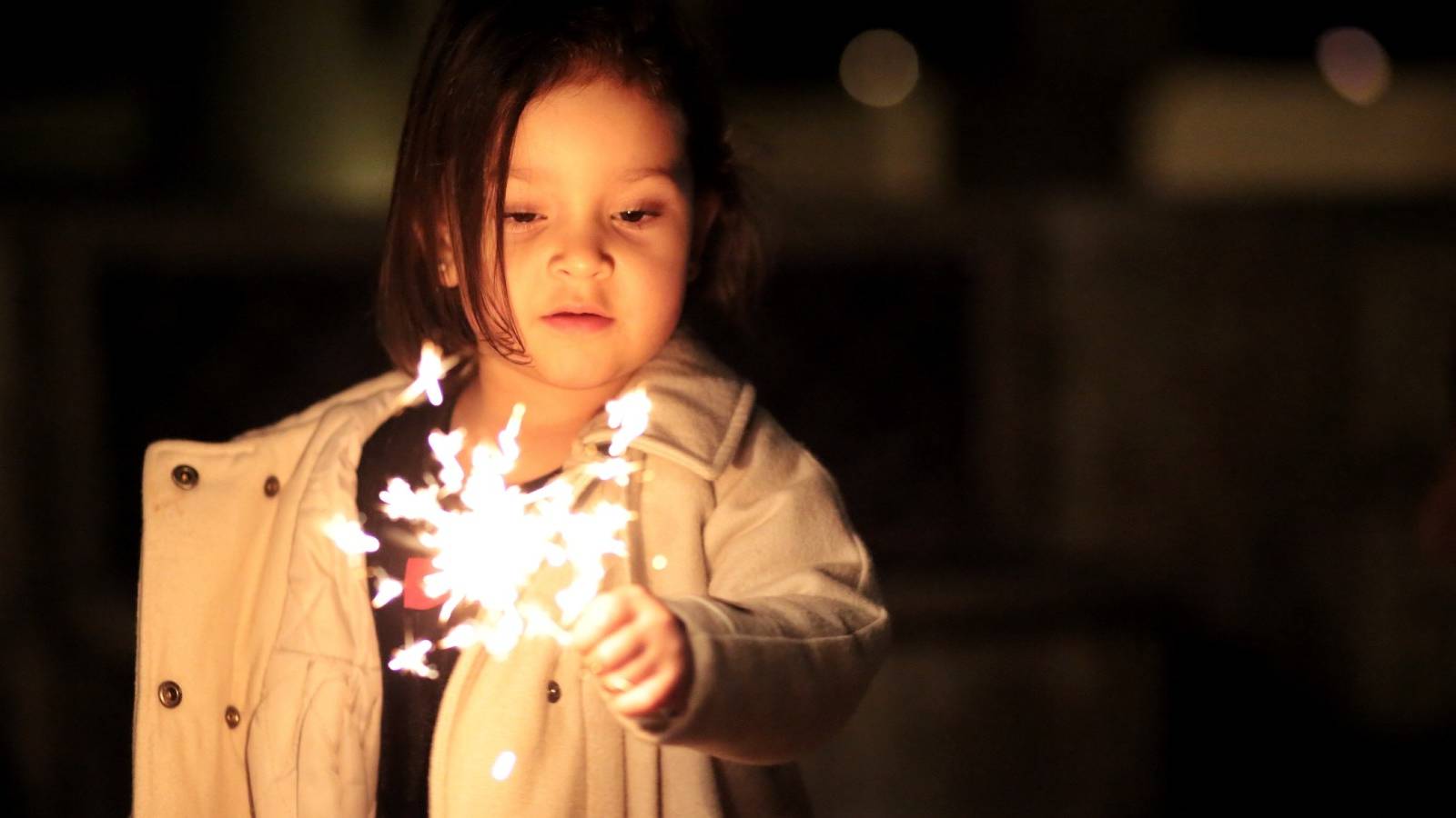 Most Parents Feel Comfortable Letting Kids Play With Fireworks