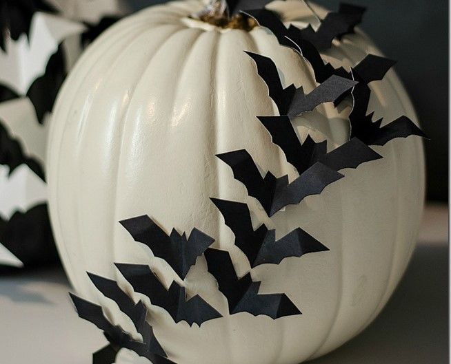 bats pumpkin