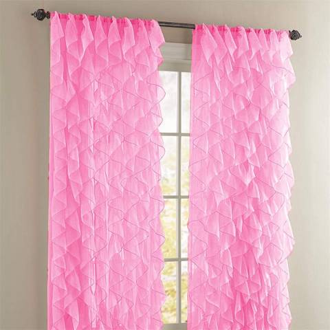 Best Items For Your Kid's Barbie-Themed Bedroom
